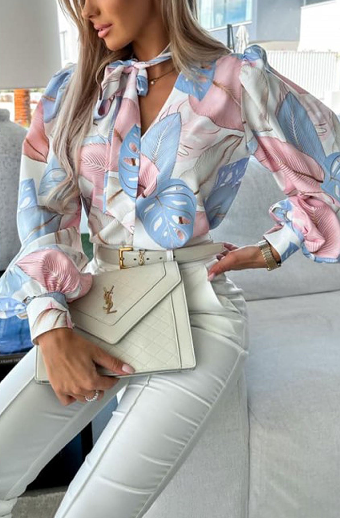 Astonia Blouse