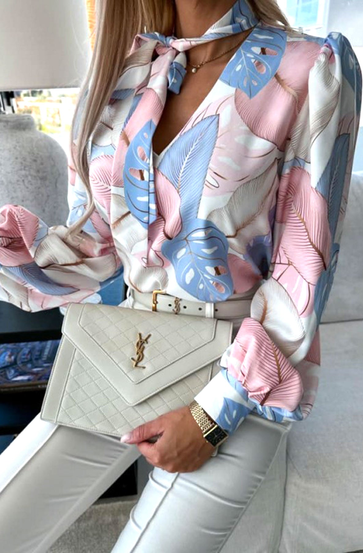 Astonia Blouse